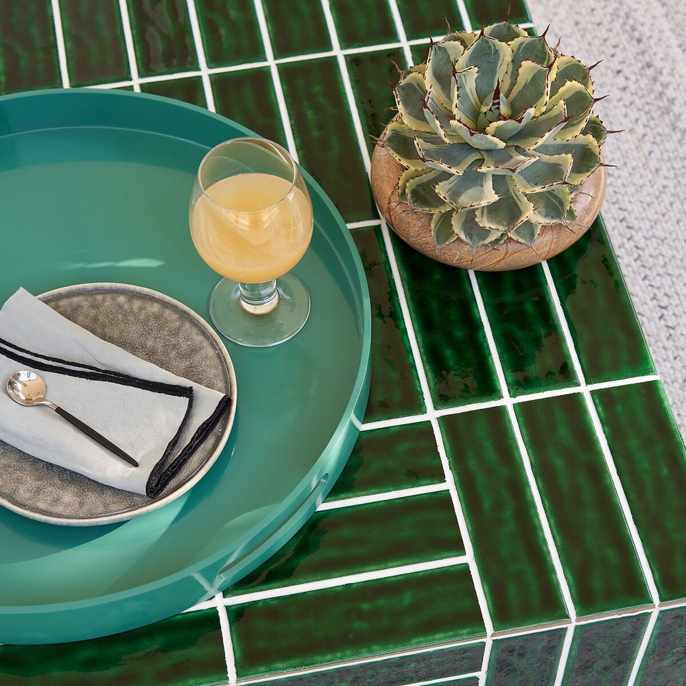 La table en céramique verte Dendi