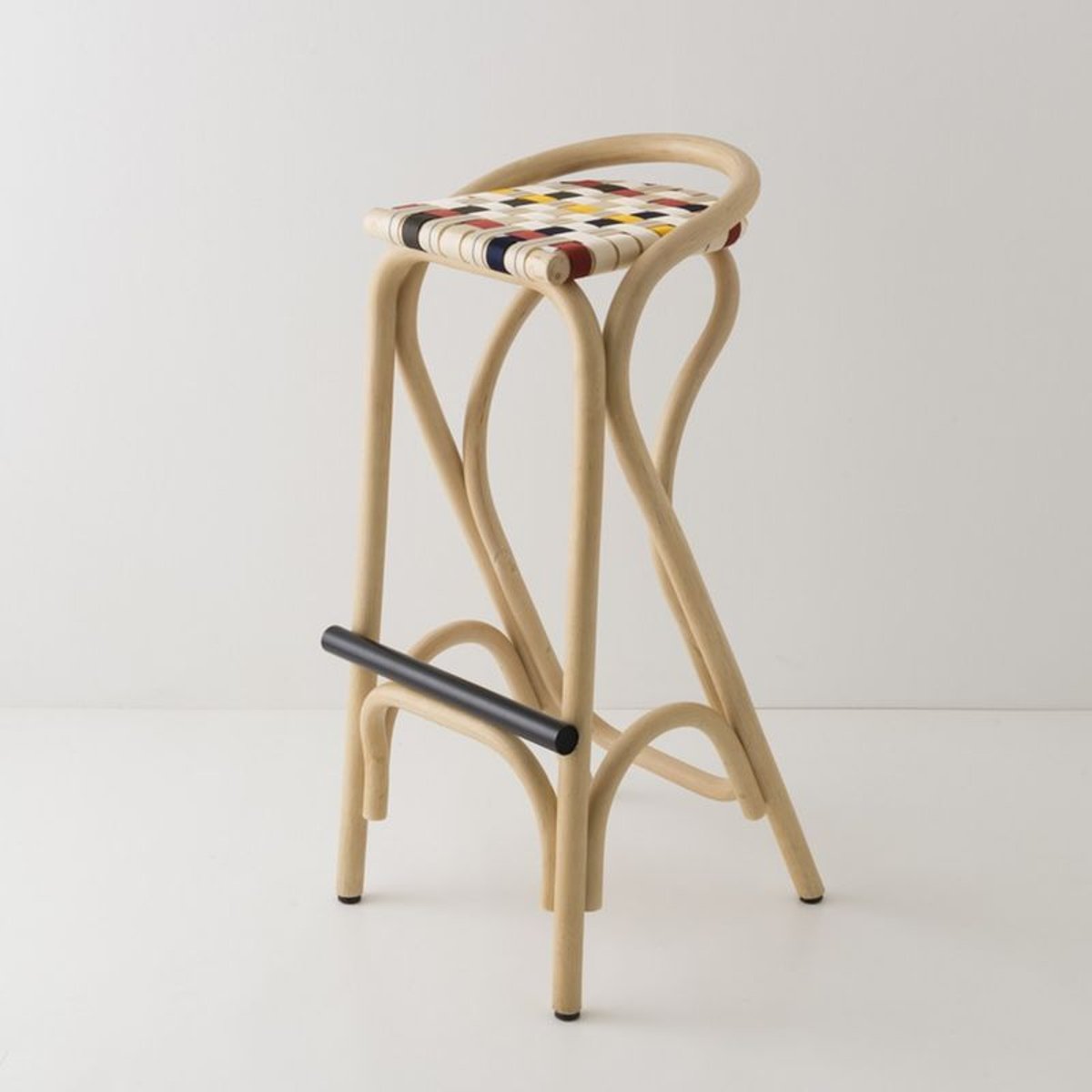 Tabouret de bar design en rotin Virage